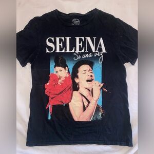 Selena Official Merchandise Graphic T-Shirt; Women’s Size M Black
